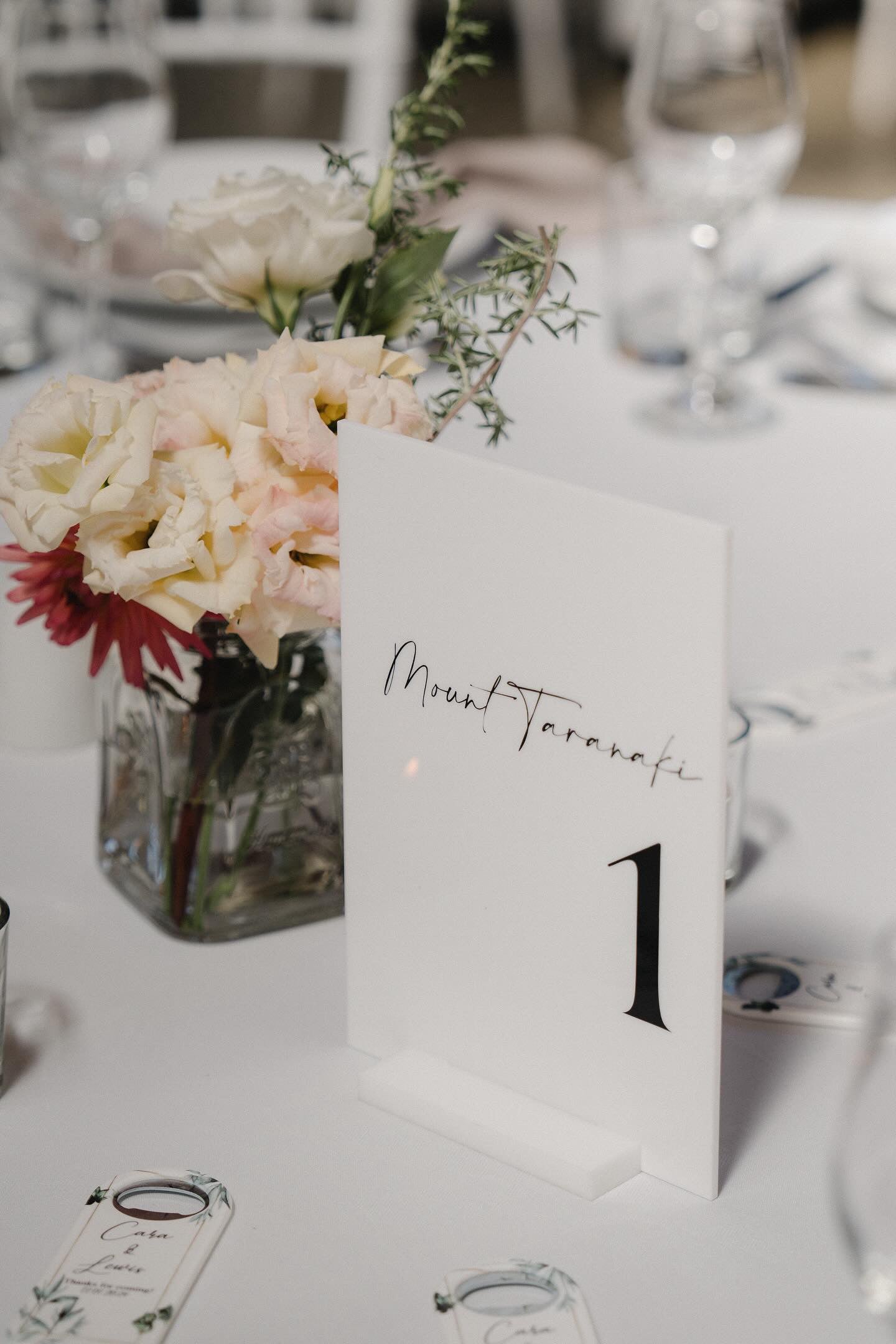table numbers, wedding table numbers, wedding signage, wedding decor, wedding table decor, table decor, wedding signage auckand, wedding stationery
